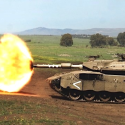 Merkava IV firing_png