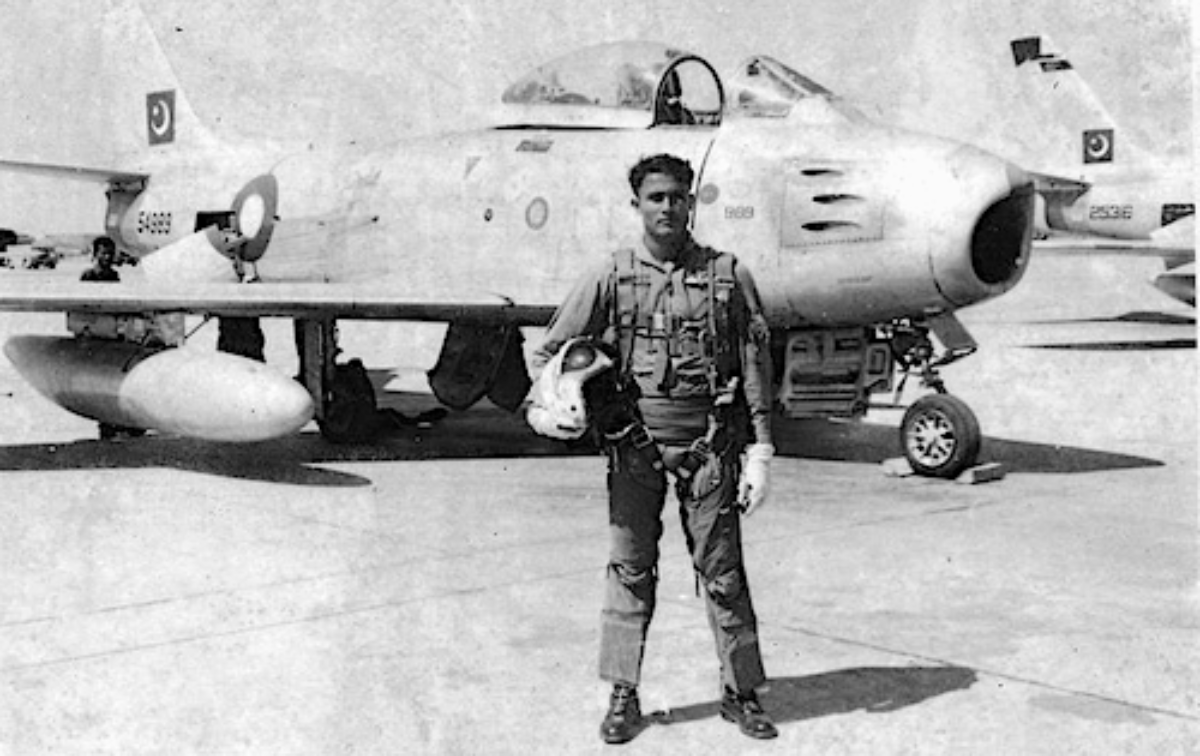 Waleed Ehsanul Karim in front of a Pakistan Air Force North American F-86F Sabre. - Wikipedia under GFDL - CC BY-SA 3.0